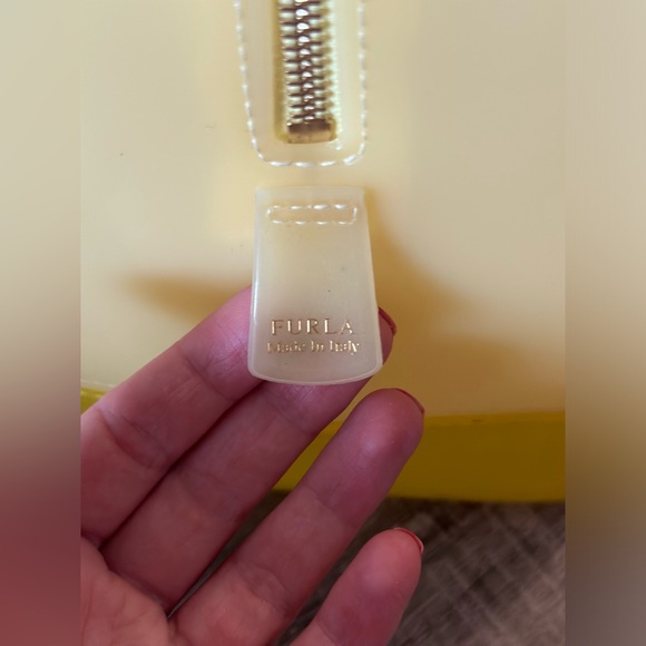 Furla yellow candy bag. - Picture 6 of 11